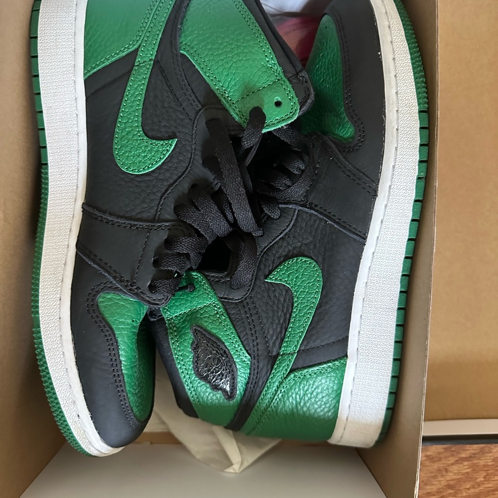 Jordan 1 - Picture 2 of 5